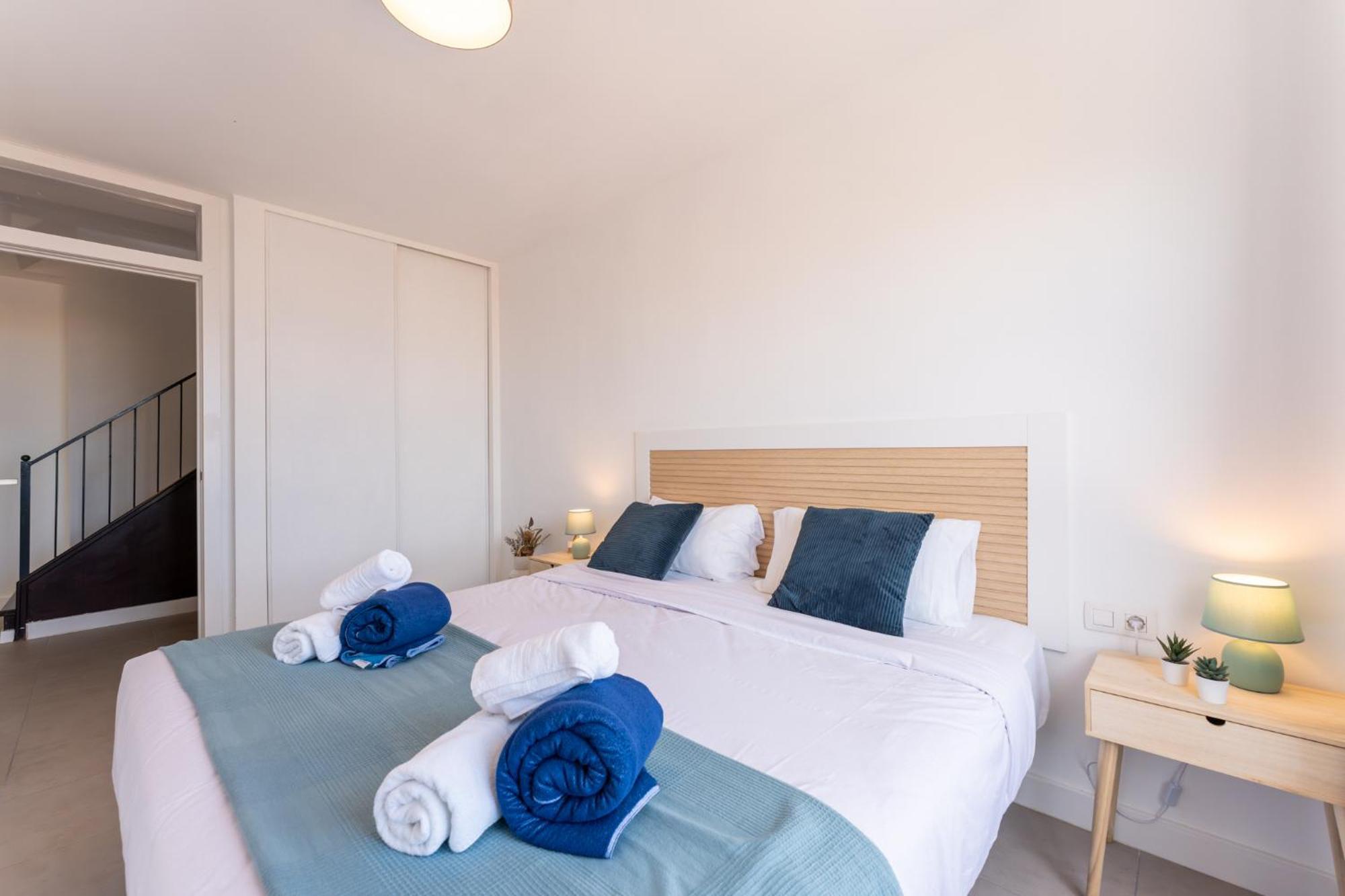Callao Sunset Apartment, Sea View And Pool Каляо Салвахе Екстериор снимка