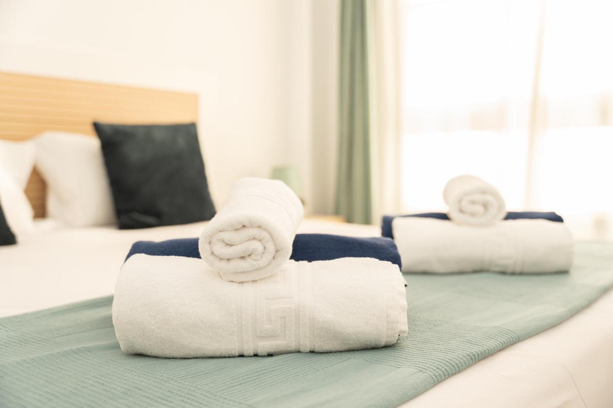 Callao Sunset Apartment, Sea View And Pool Каляо Салвахе Екстериор снимка