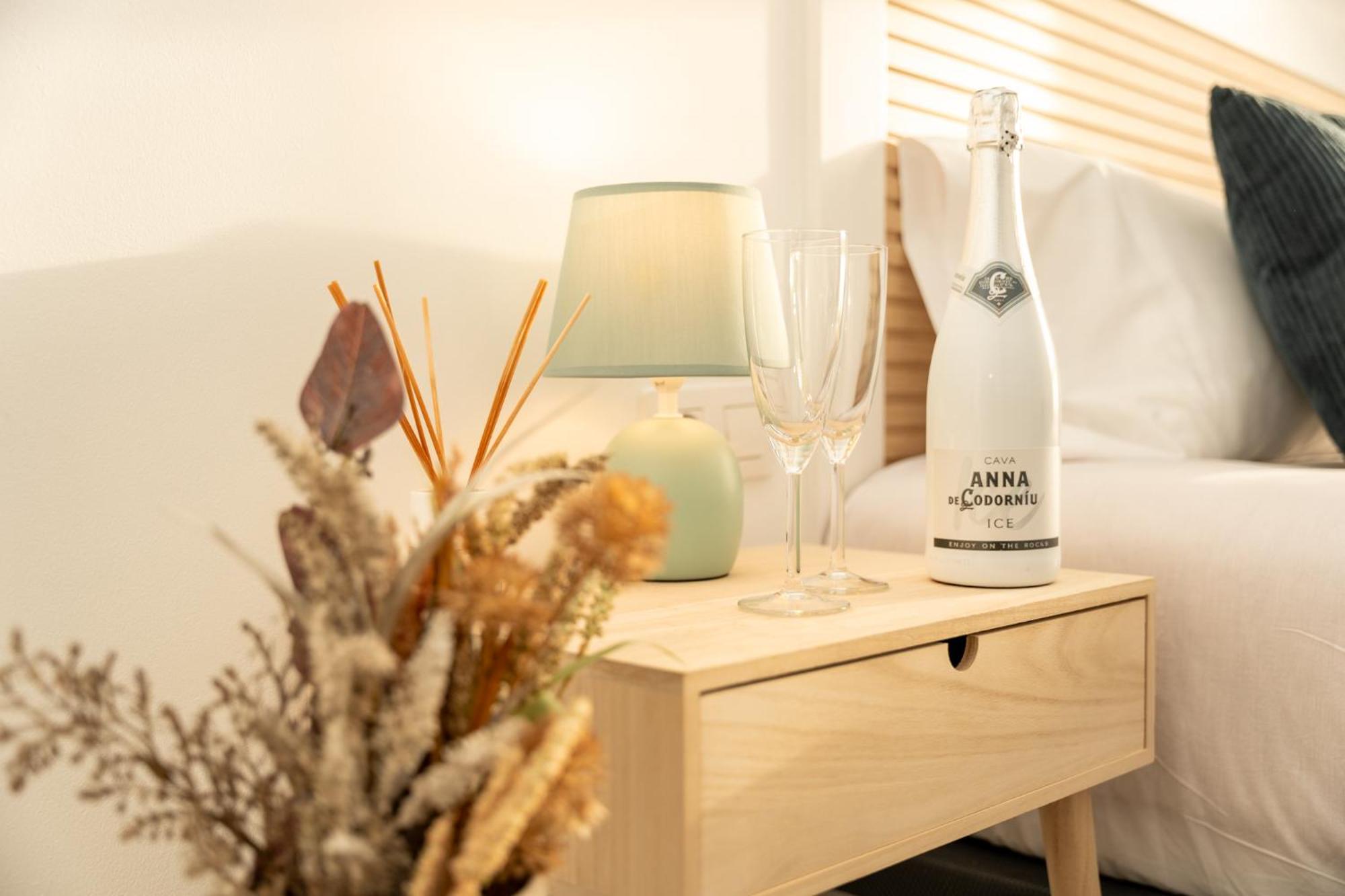Callao Sunset Apartment, Sea View And Pool Каляо Салвахе Екстериор снимка