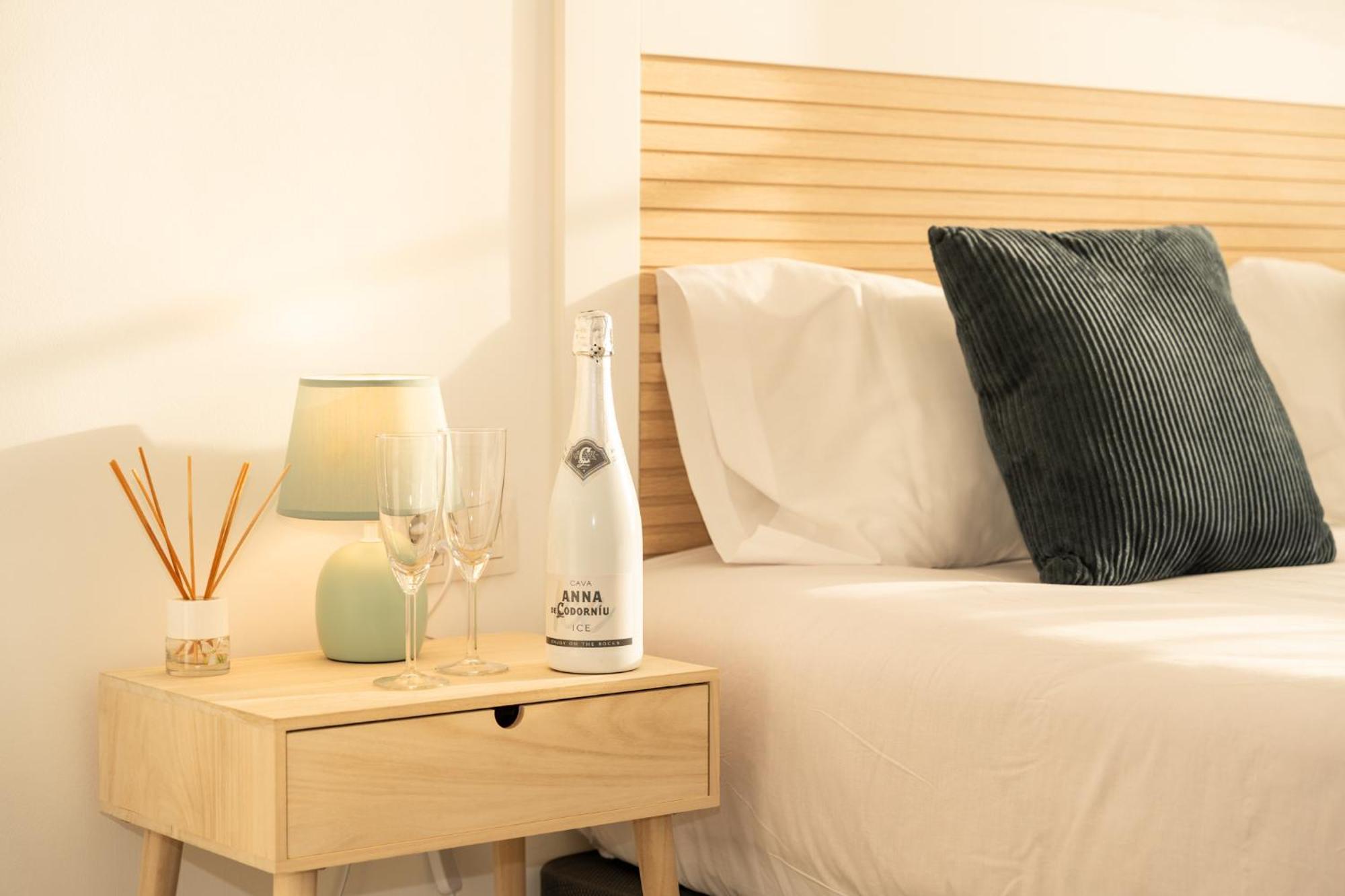 Callao Sunset Apartment, Sea View And Pool Каляо Салвахе Екстериор снимка